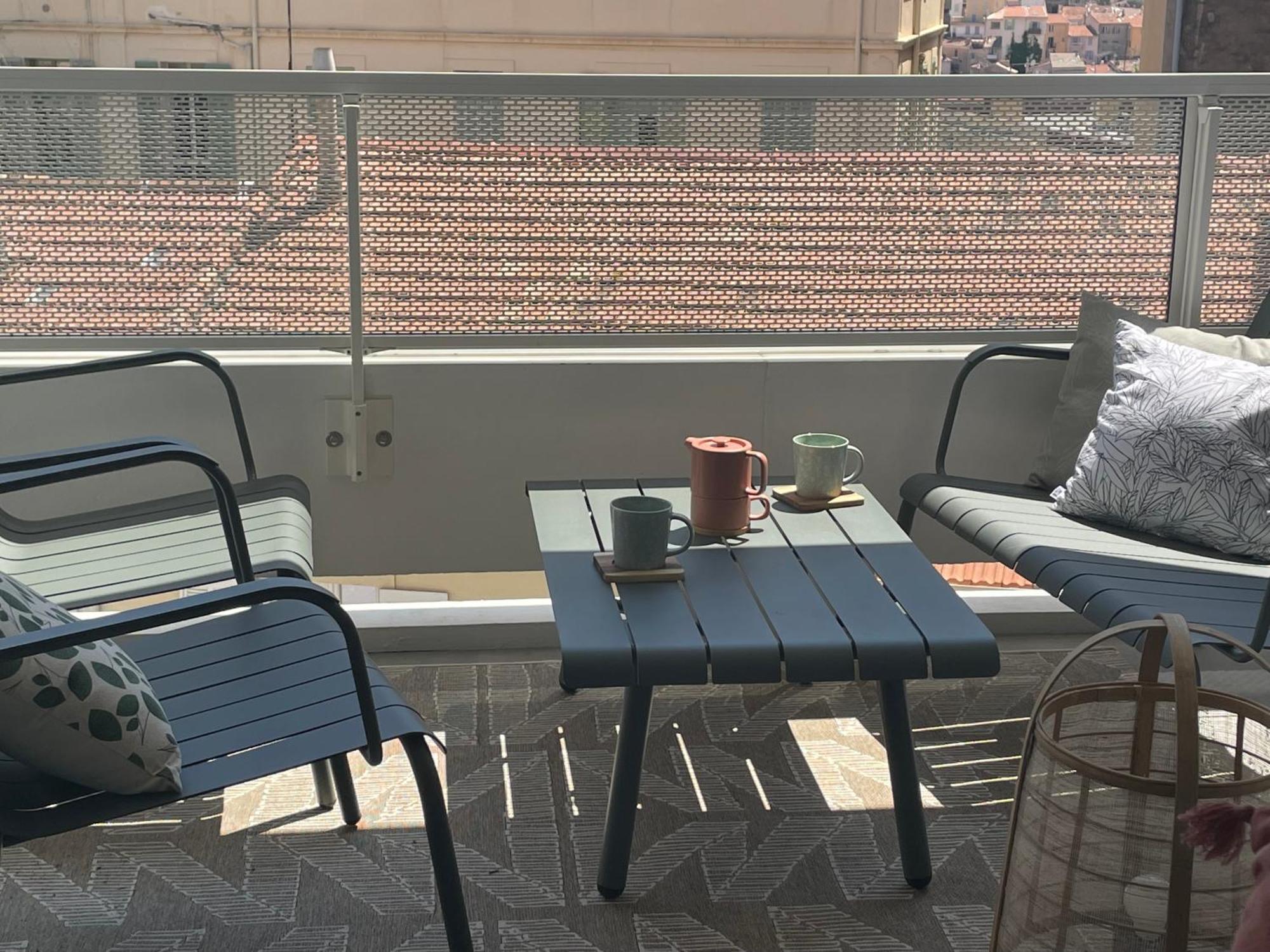 Cannes, Avec Parking+terrasse, Croisette à Pied! Appartement *